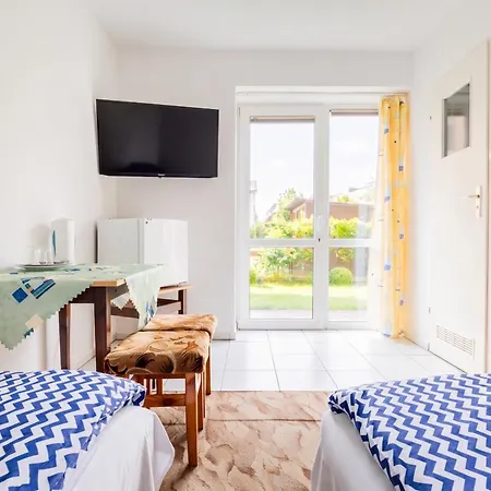 Arkadia - Wspaniale Atrakcje Dla Dzieci Kazdego Dnia Guest house 3*